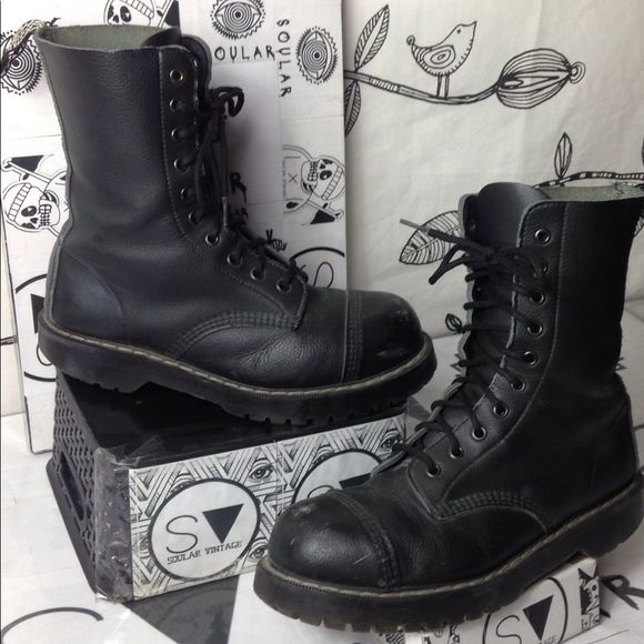 Black Men's Combat Boots 10eye vegan leather - Picture 2 of 11